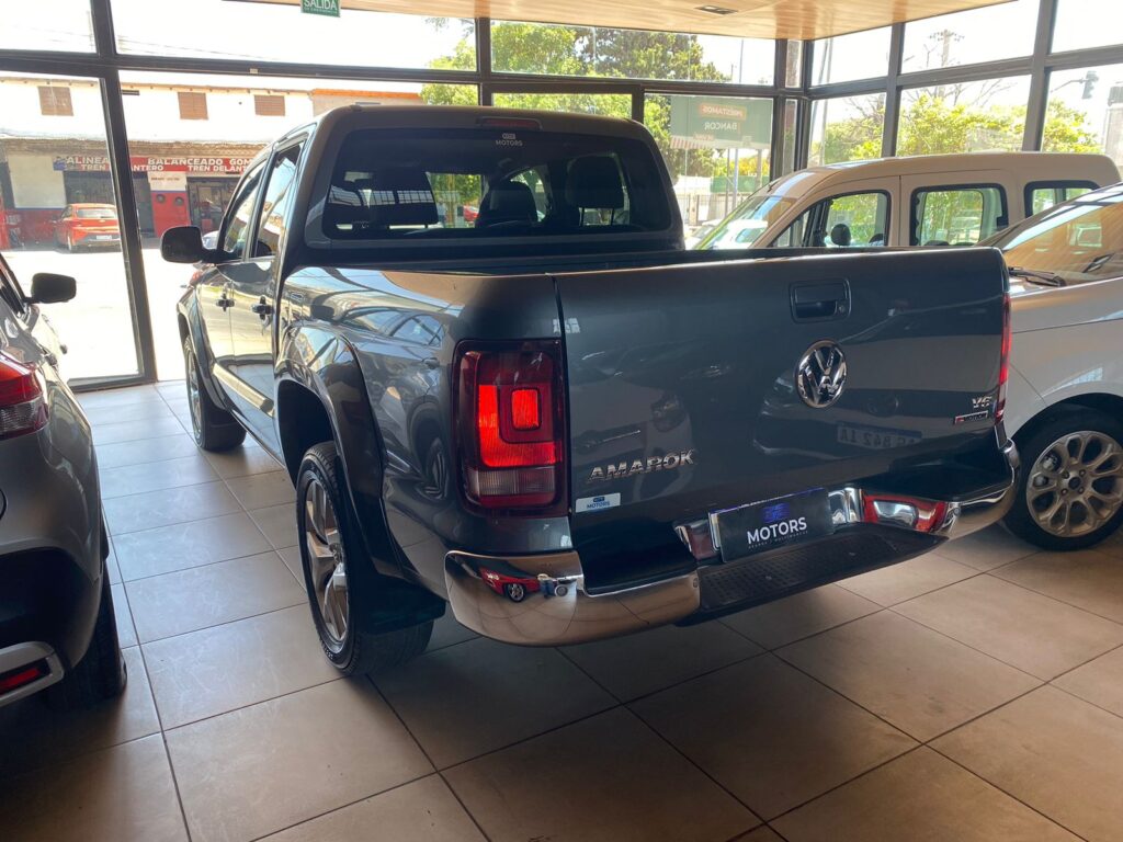 VOLKSWAGEN AMAROK V6 HIGLINE 2020