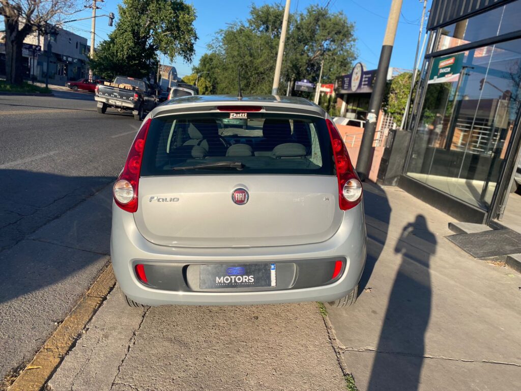 FIAT PALIO 1.4 ATRACTIVE C/GNC 2017