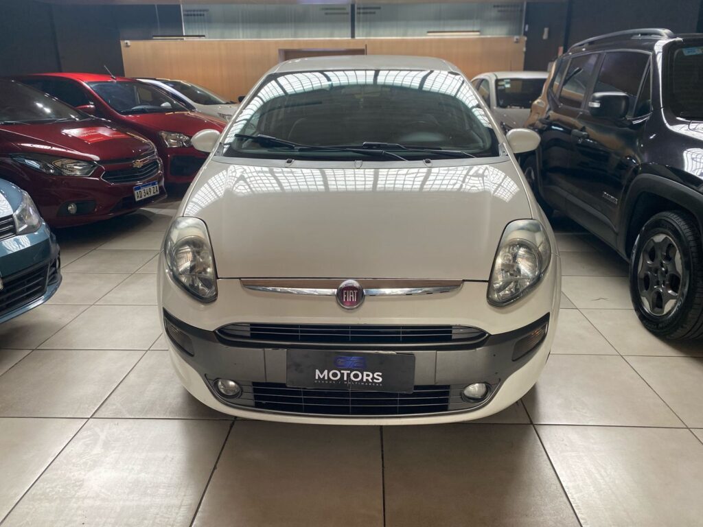 FIAT PUNTO 1.6 ESSENCE 2014