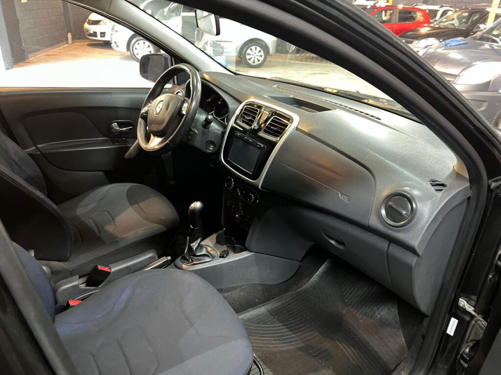 RENAULT SANDERO 1.6 PRIVILEGE 2016