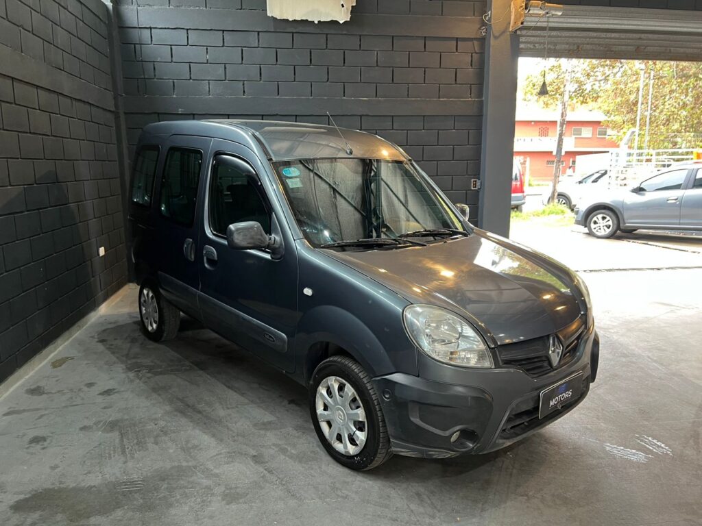 RENAULT KANGOO 1.6 AUTHENTIQUE PLUS C/GNC 2017