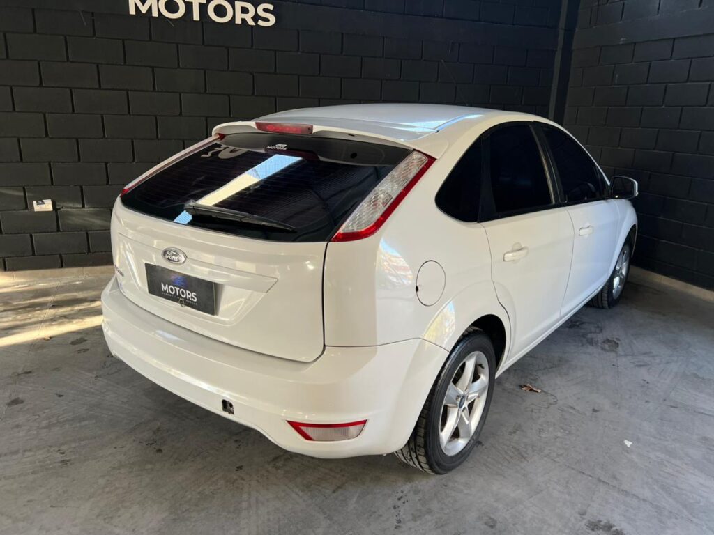FORD FOCUS 1.6 TREND 2013
