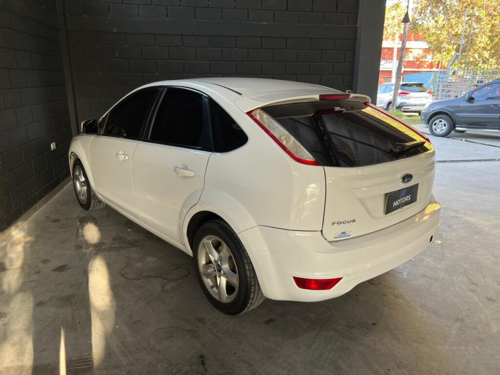 FORD FOCUS 1.6 TREND 2013