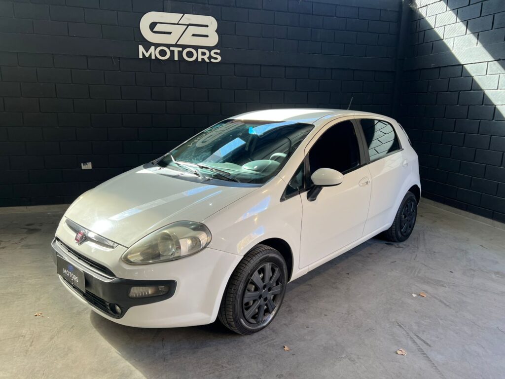 FIAT PUNTO 1.4 ATRACTIVE TOP 2013