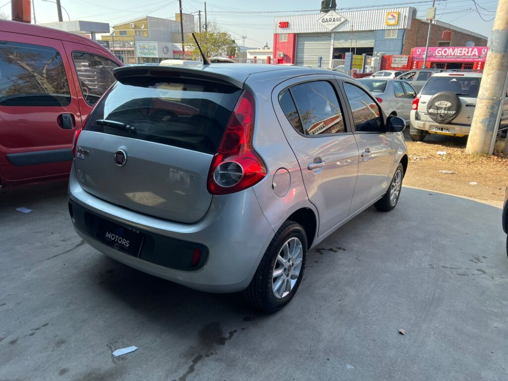 FIAT PALIO 1.4 ATRACTIVE TOP 2016