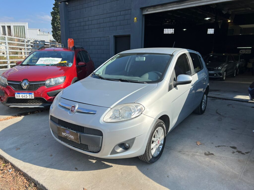 FIAT PALIO 1.4 ATRACTIVE TOP 2016
