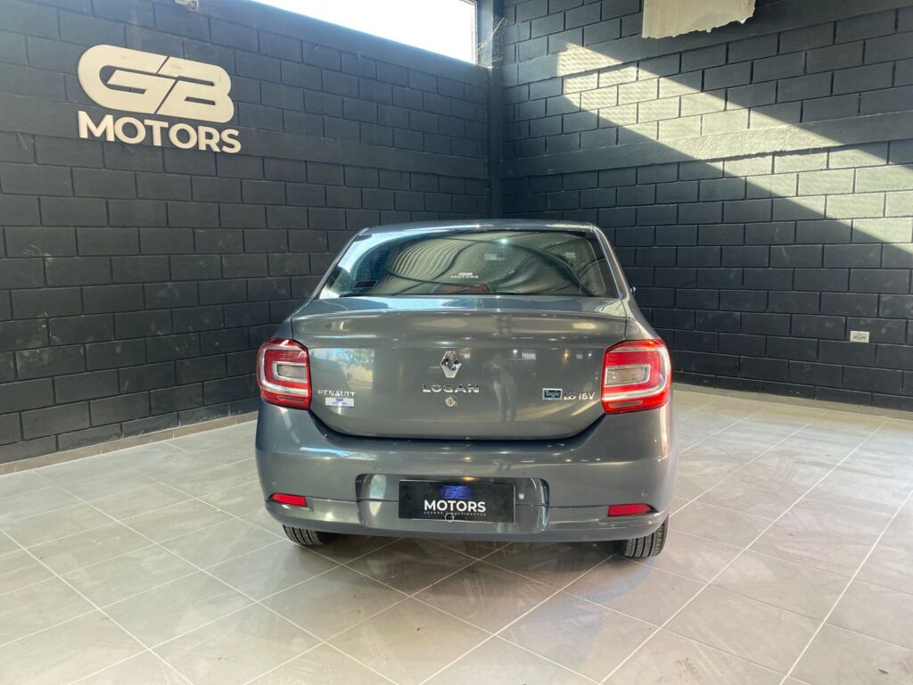 RENAULT LOGAN 1.6 PRIVILEGE C/GNC 2014