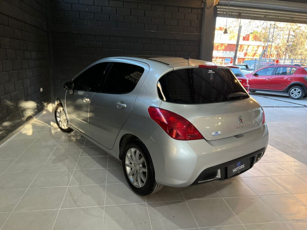 PEUGEOT 308 1.6 ALLURE NAV 2015