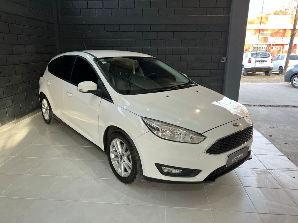 FORD FOCUS 2.0 SE 2016