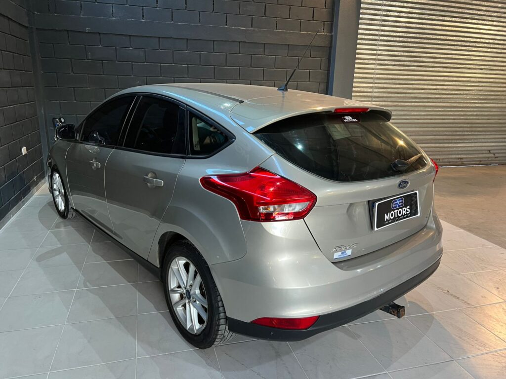 FORD FOCUS 2.0 SE 2016