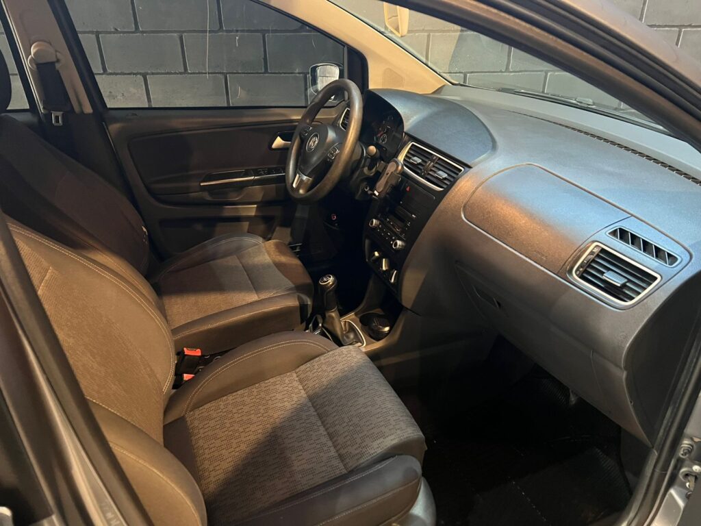 VW SURAN 1.6 TRENDLINE C/GNC 2013