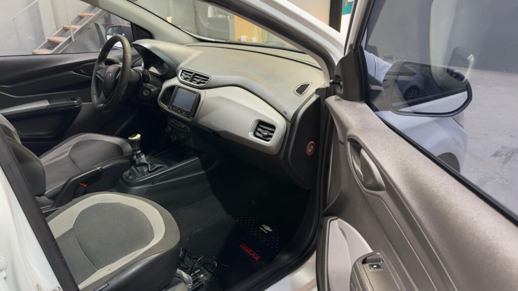 CHEVROLET ONIX 1.4 LT 2015