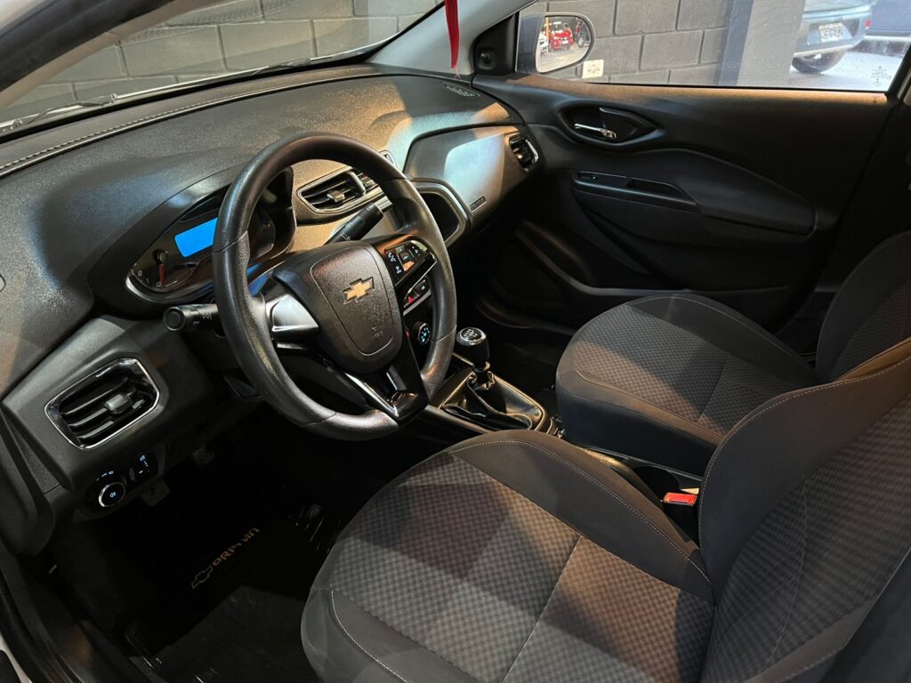 CHEVROELT PRISMA 1.4 LT C/GNC 2017