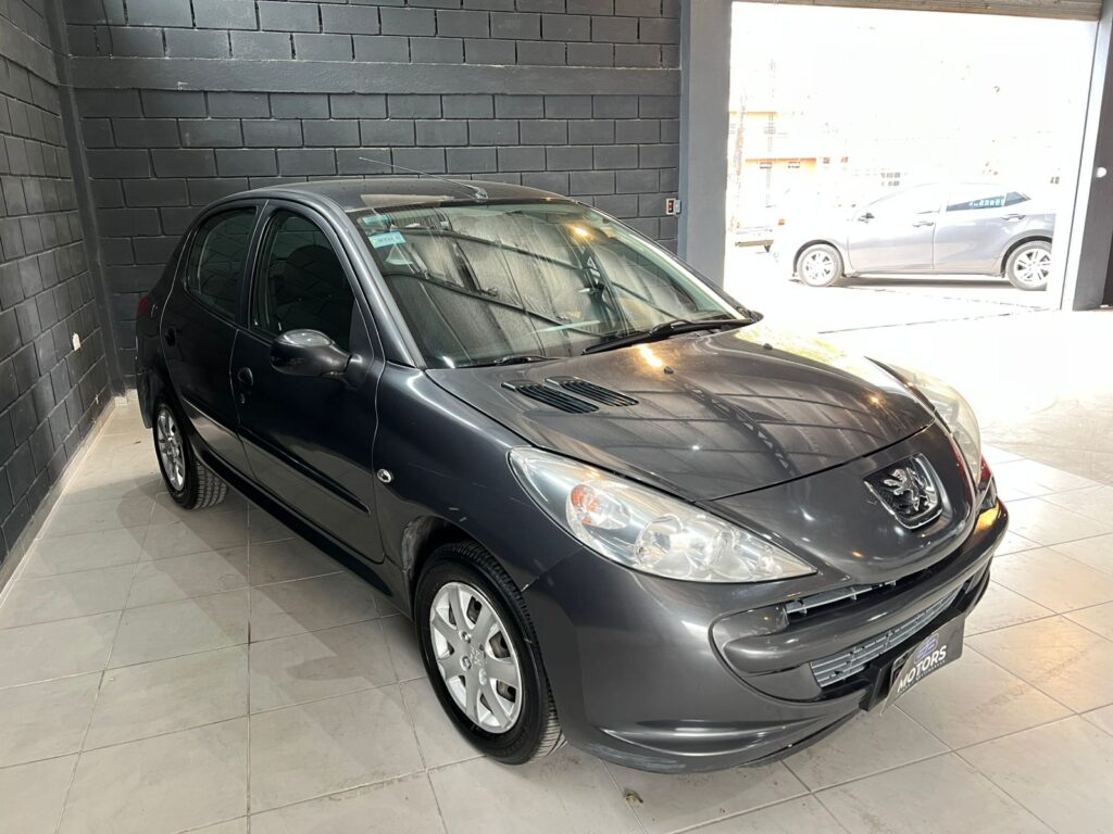 PEUGEOT 207 1.4 XR ACTIV 2014