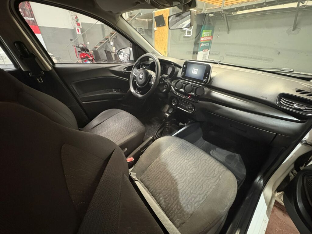 FIAT CRONOS 1.3 DRIVE C/GNC 2021