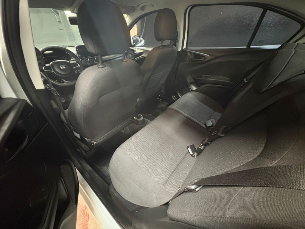 FIAT CRONOS 1.3 DRIVE C/GNC 2021