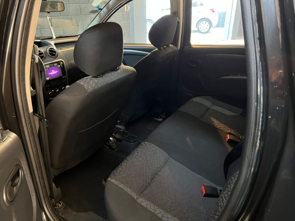RENAULT DUSTER 1.6 TECH ROAD C/GNC 2014