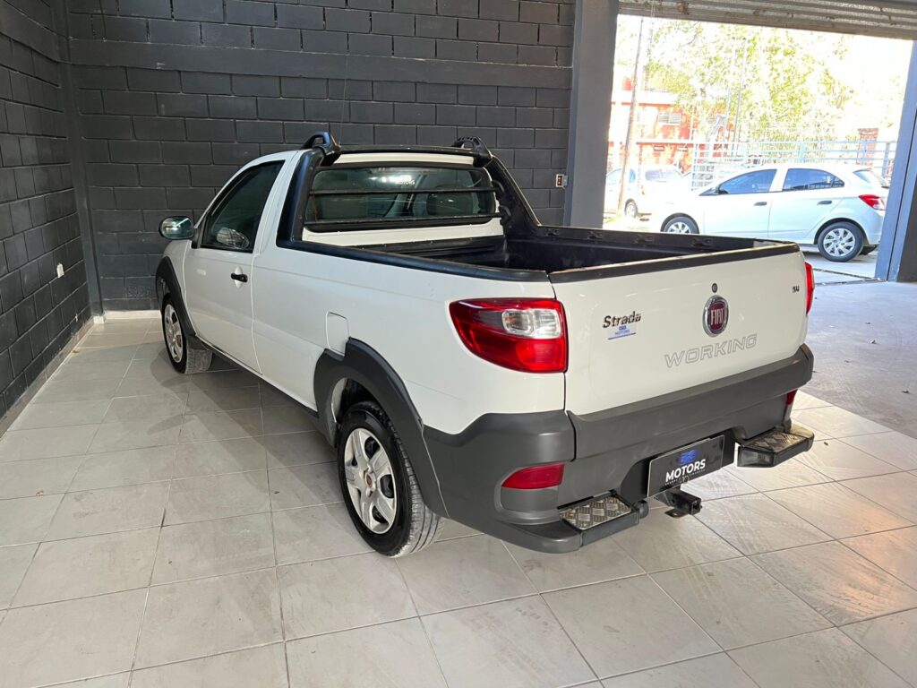 FIAT STRADA 1.4 WORKING 2015