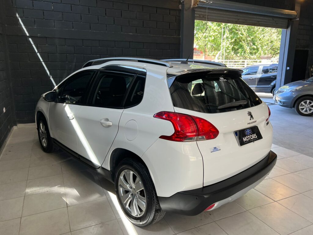 PEUGEOT 2008 1.6 ALLURE C/GNC 2017