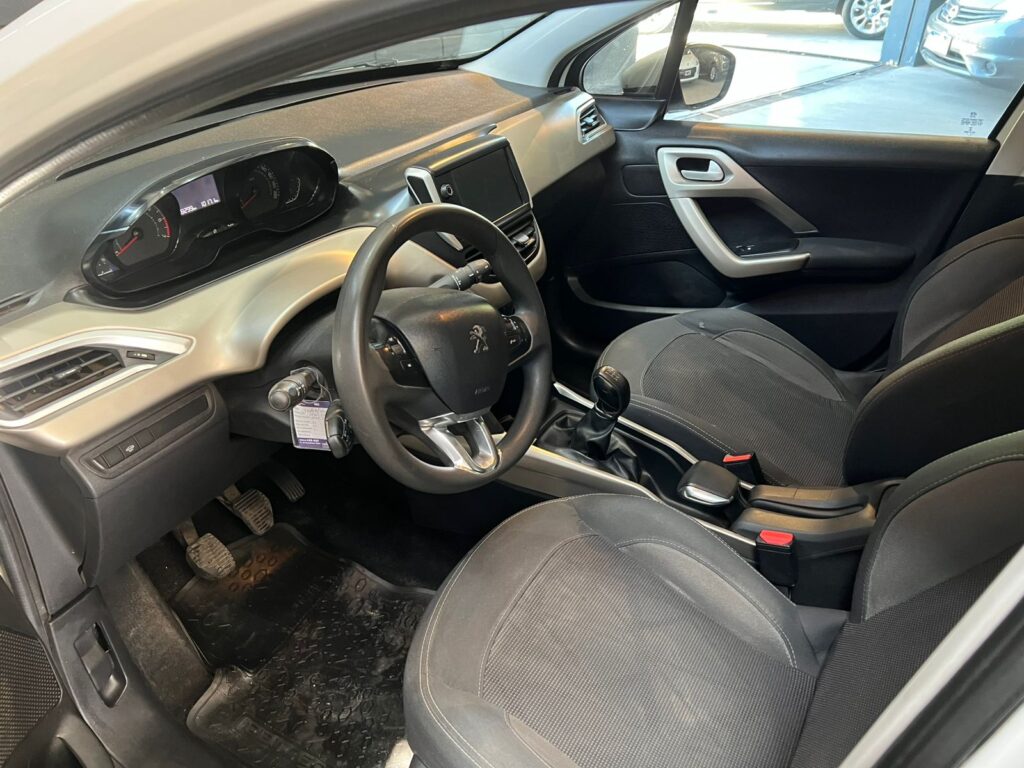 PEUGEOT 2008 1.6 ALLURE C/GNC 2017