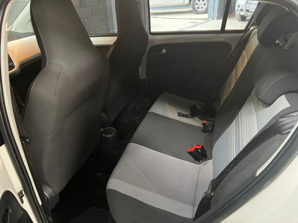 VOLKSWAGEN UP 1.0 WHITE 2015