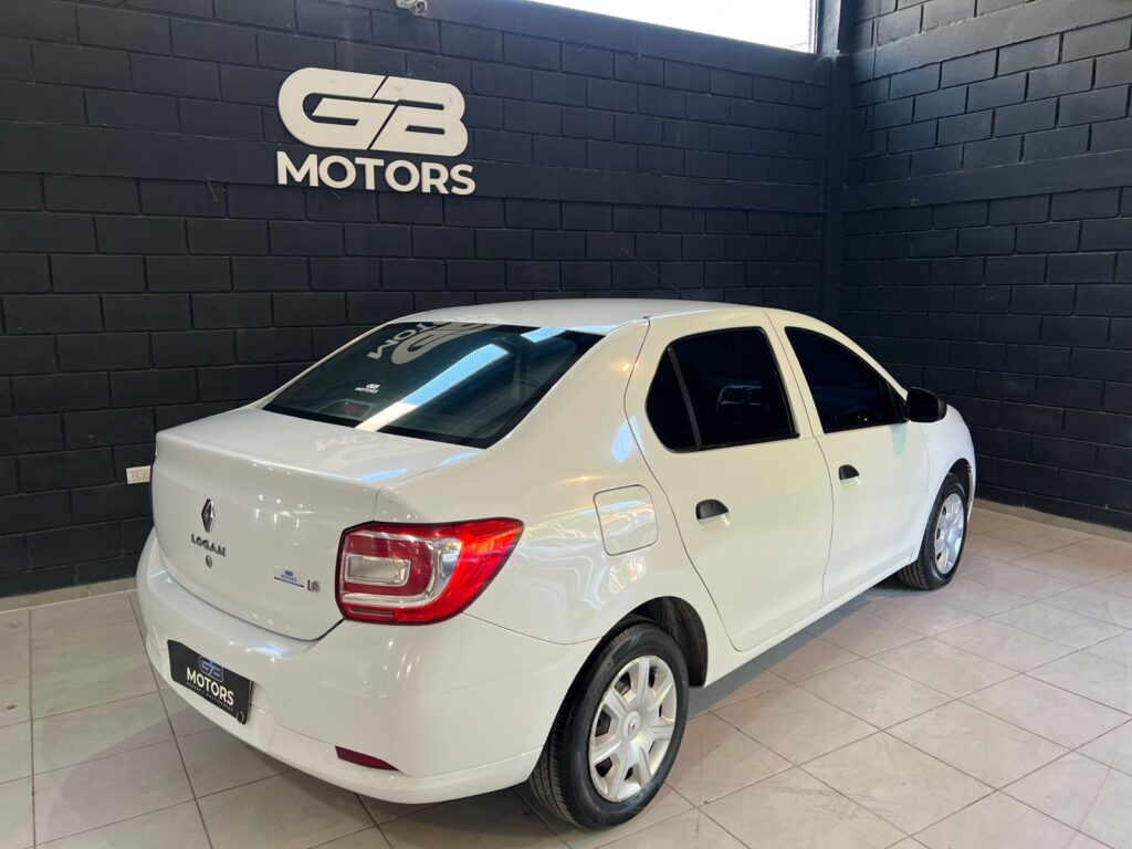 RENAULT LOGAN 1.6 INTENSE C/GNC 2016