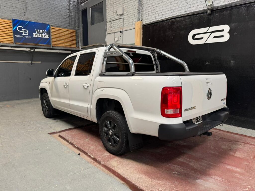 VOLKSWAGEN AMAROK 2.0 TRENDLINE 2013