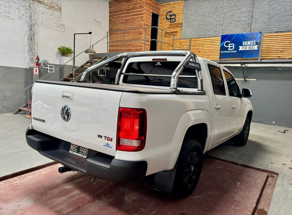 VOLKSWAGEN AMAROK 2.0 TRENDLINE 2013