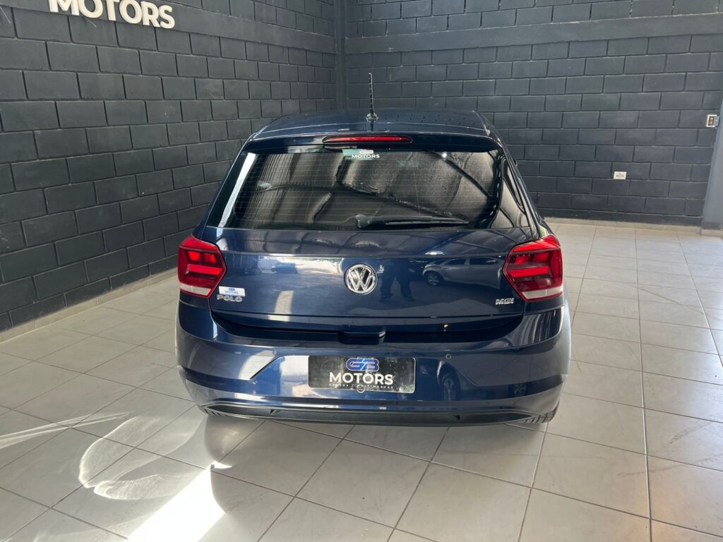 VOLKSWAGEN POLO 1.6 CONFORTLINE 2018