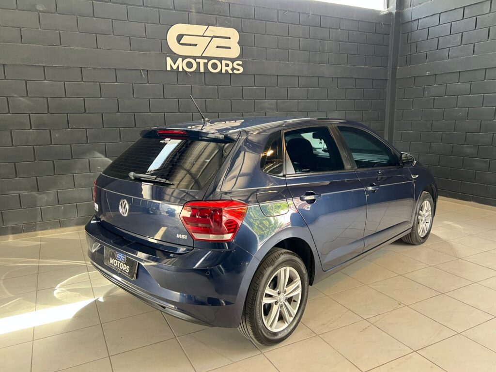 VOLKSWAGEN POLO 1.6 CONFORTLINE 2018