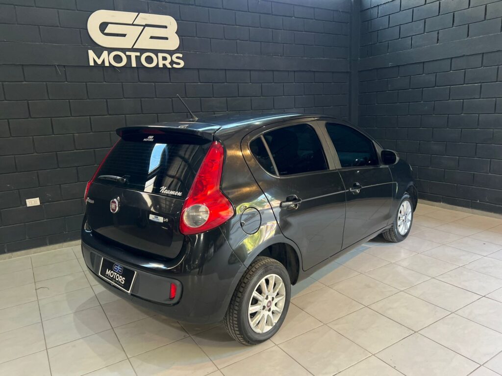 FIAT PALIO 1.4 ATRACTIVE 2015