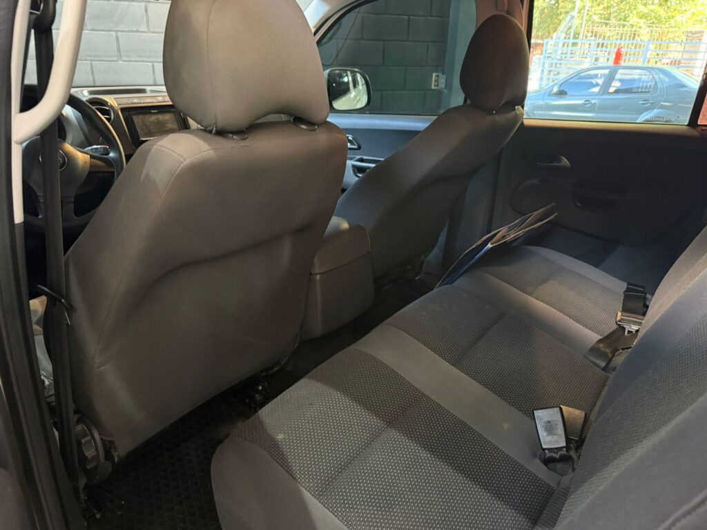 VOLKSWAGEN AMAROK 2.0 TRENDLINE 2013