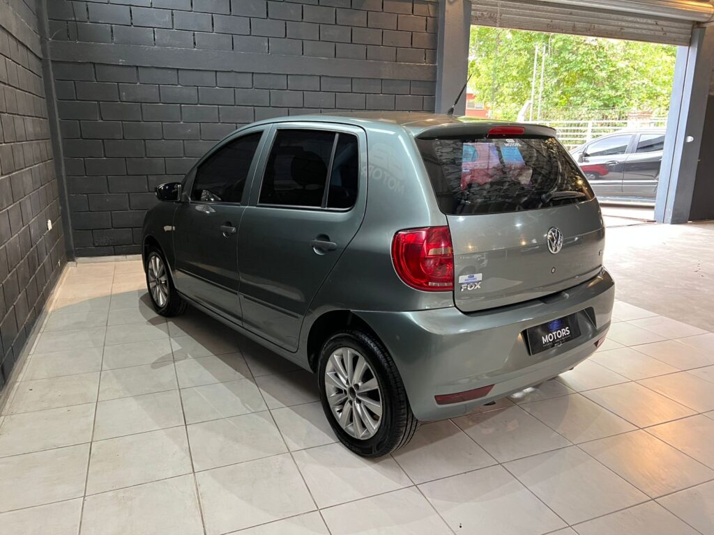 VOLKSWAGEN FOX 1.6 TRENDLINE 2011