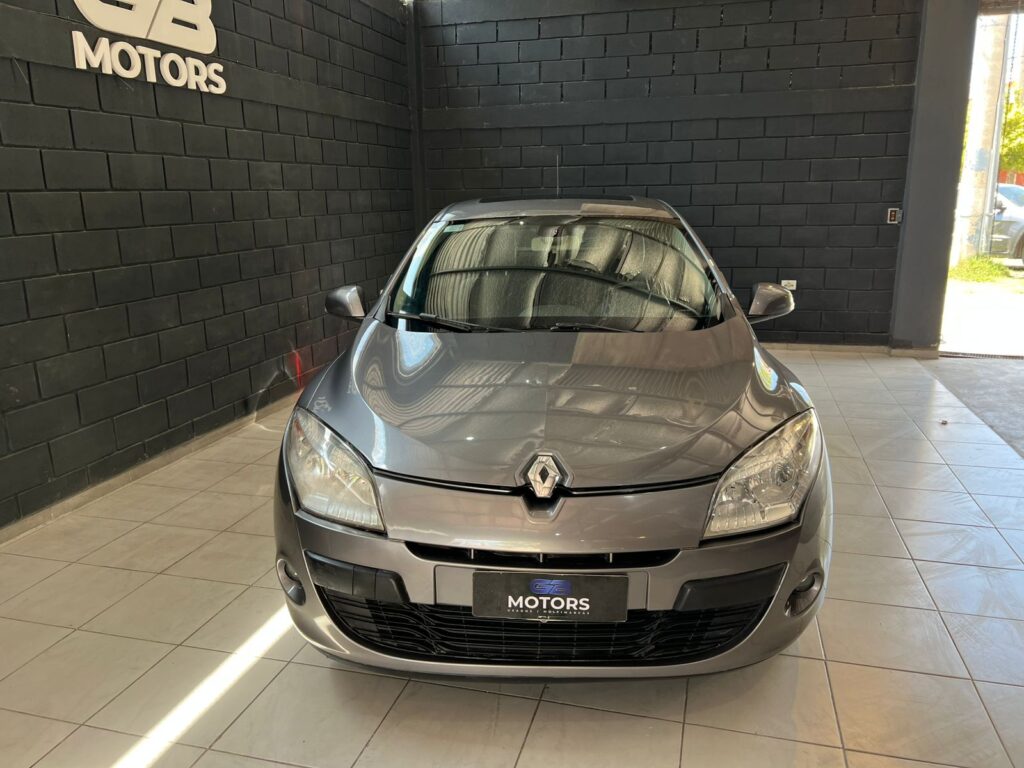 RENAULT MEGANE 2.0 LUXE 2012