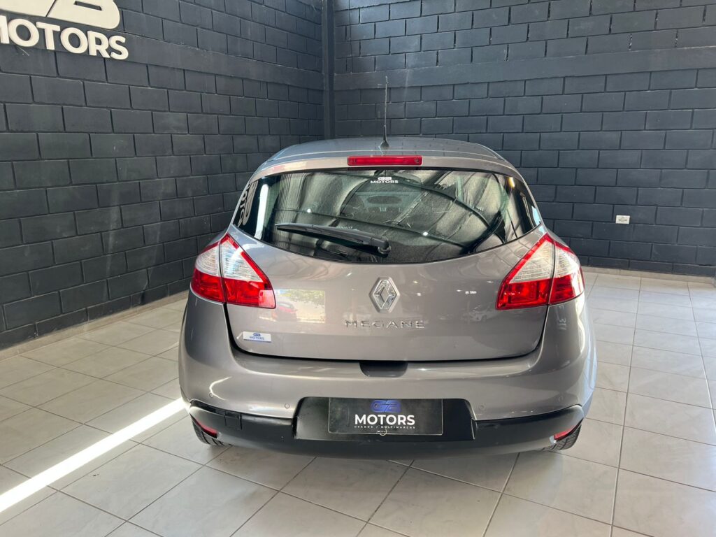 RENAULT MEGANE 2.0 LUXE 2012