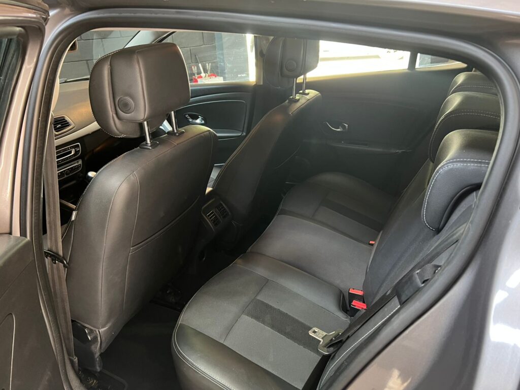 RENAULT MEGANE 2.0 LUXE 2012