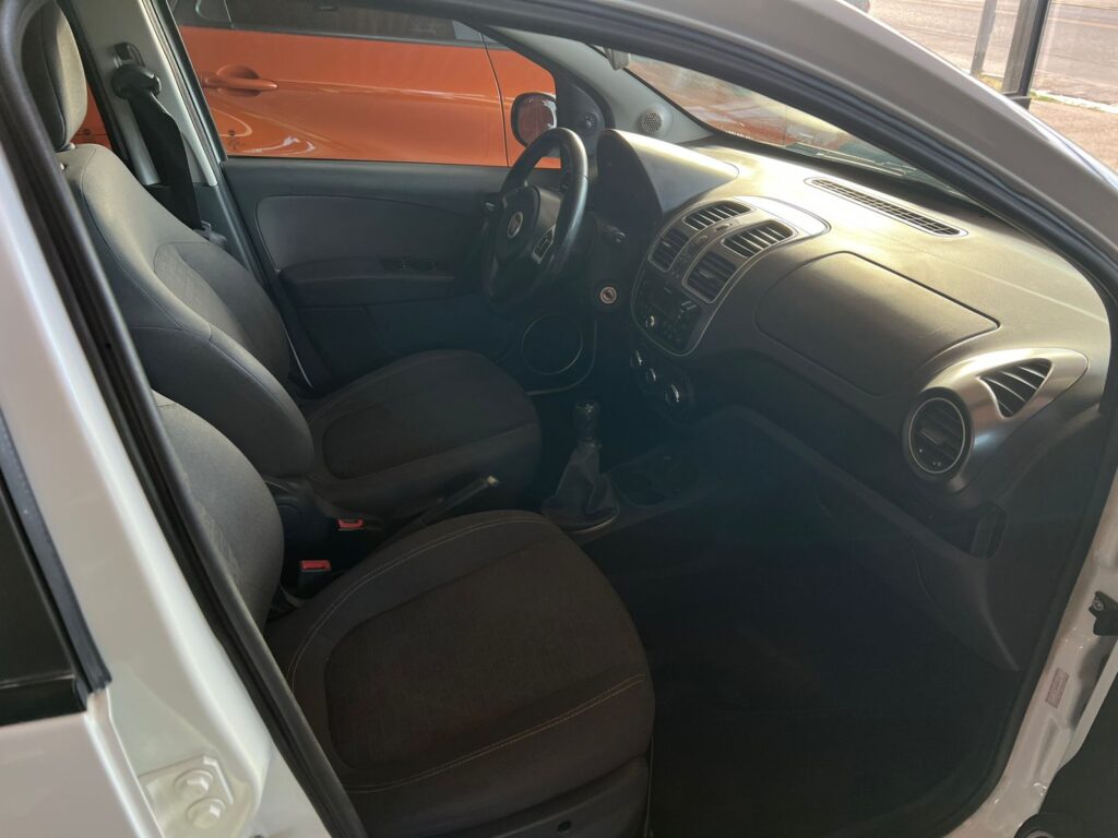 FIAT PALIO 1.4 ATTRACTIVE 2017