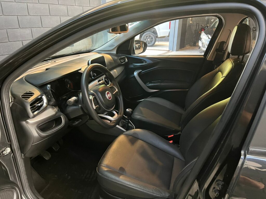 FIAT ARGO 1.8 PRECISION 2019