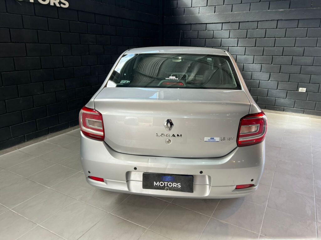 RENAULT LOGAN 1.6 PRIVILEGE PLUS 2017