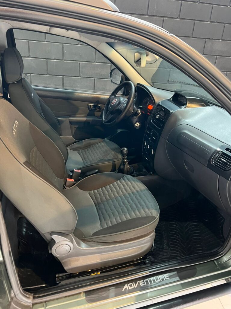 FIAT STRADA 1.6 ADVENTURE LOCKER C/GNC 2016