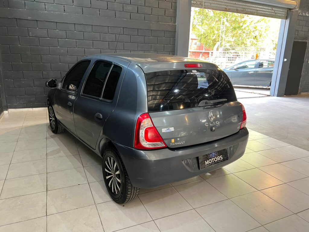 RENAULT CLIO 1.2 EXPRESION 2013
