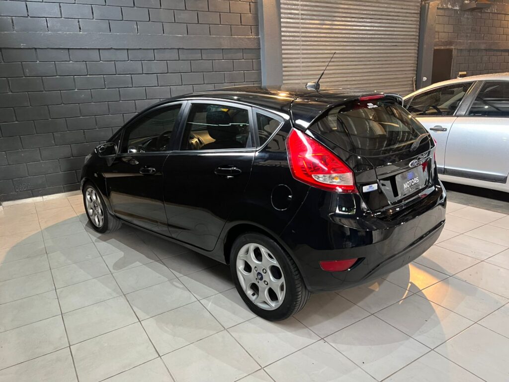 FORD FIESTA 1.6 TITANIUM 2012