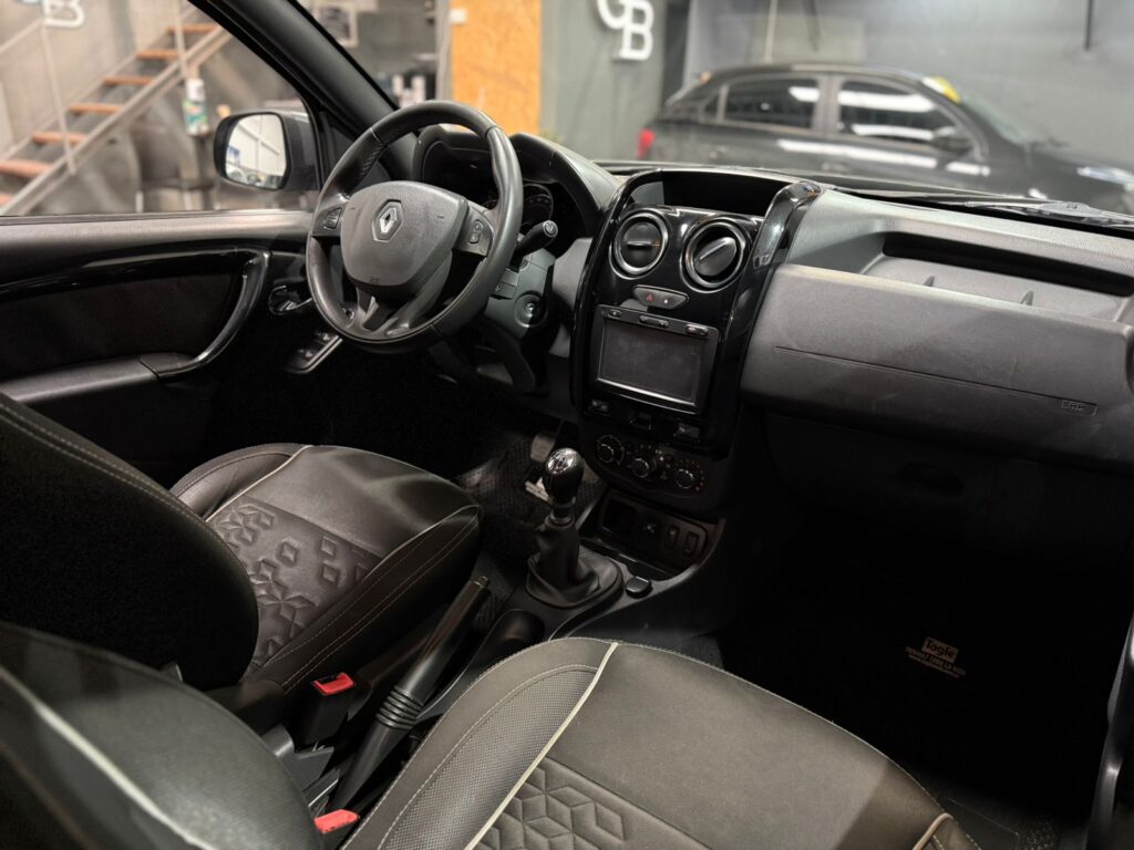 RENAULT DUSTER OROCH 2.0 PRIVILEGE 2016