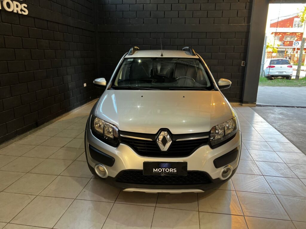 RENAULT SANDERO STEPWAY 1.6 PRIVILEGE 2015