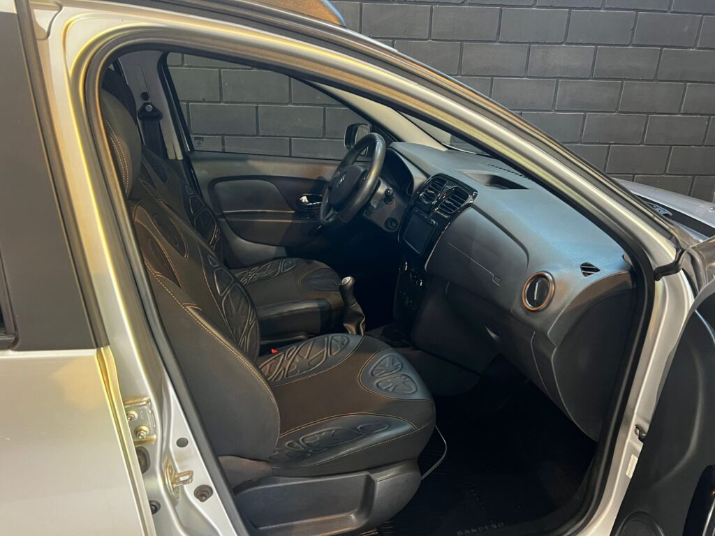 RENAULT SANDERO STEPWAY 1.6 PRIVILEGE 2015