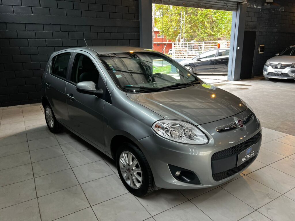 FIAT PALIO 1.4 ATTRACTIVE 2016