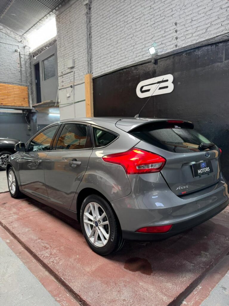 FORD FOCUS 1.6 S 2016