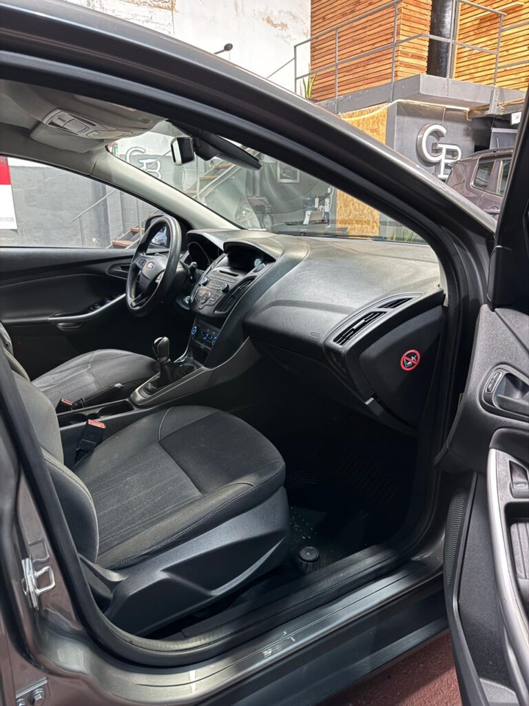 FORD FOCUS 1.6 S 2016