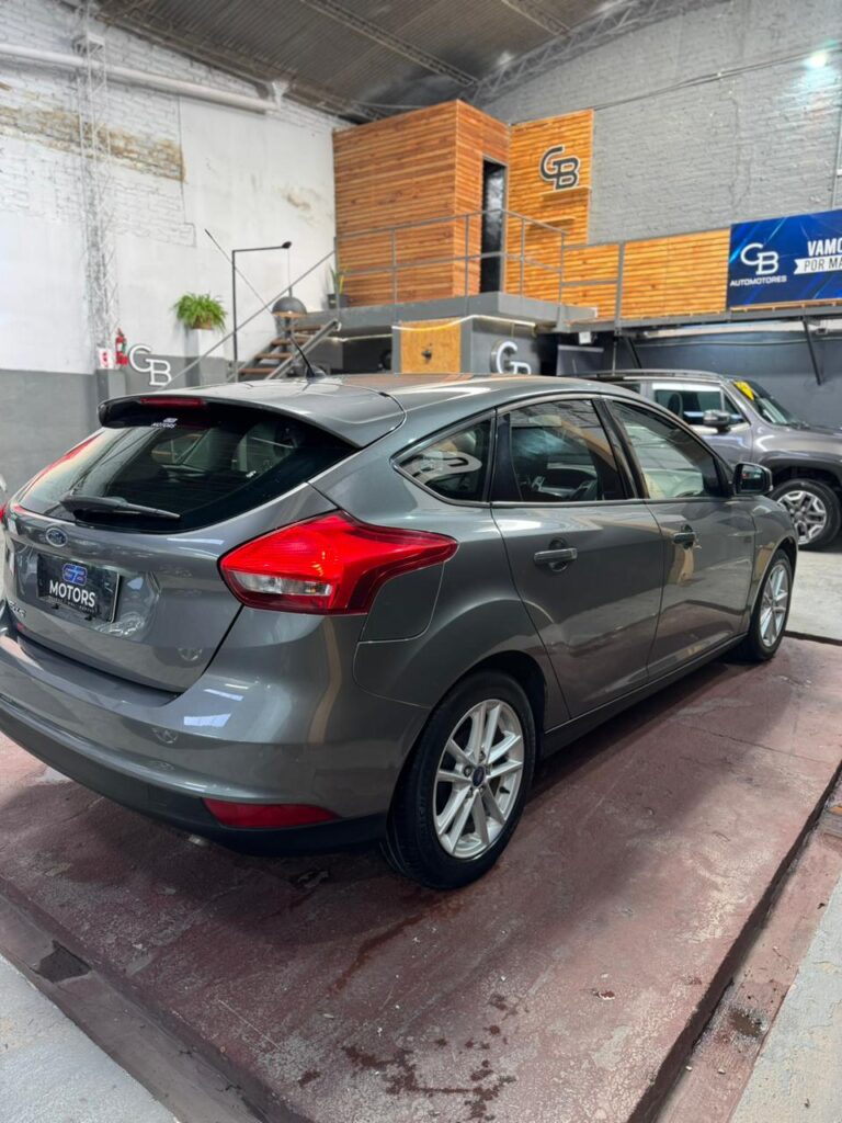 FORD FOCUS 1.6 S 2016