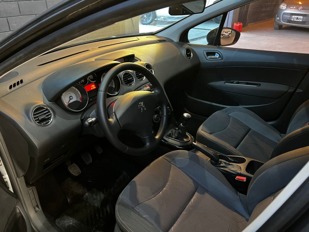 PEUGEOT 308 1.6 ACTIVE 2016